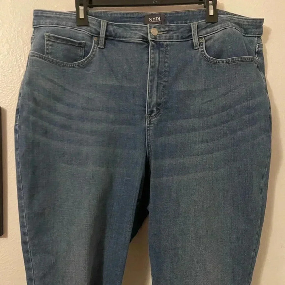 NYDJ JEANS,18w - Picture 2 of 7